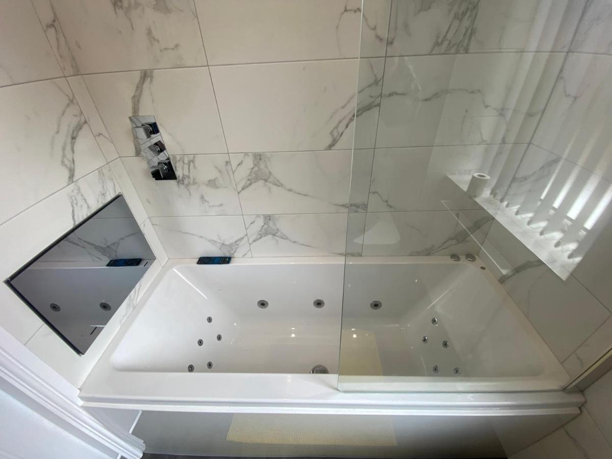 Willa Entire Luxury House Elland Zewnętrze zdjęcie